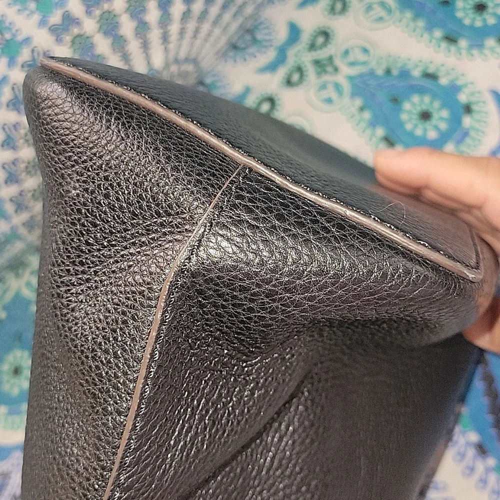 Tory Burch satchel - Picture 9 of 14